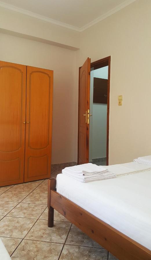 Vita Apartment - Spacious Garden And Balcony 5 Min To Beach & Center Ksamil Esterno foto