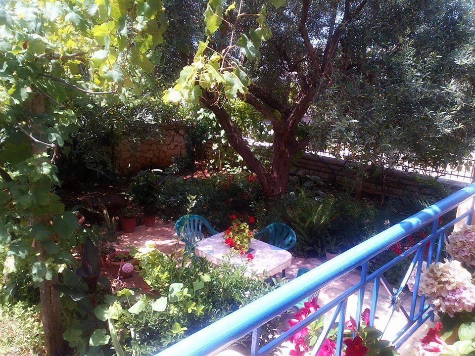 Vita Apartment - Spacious Garden And Balcony 5 Min To Beach & Center Ksamil Esterno foto