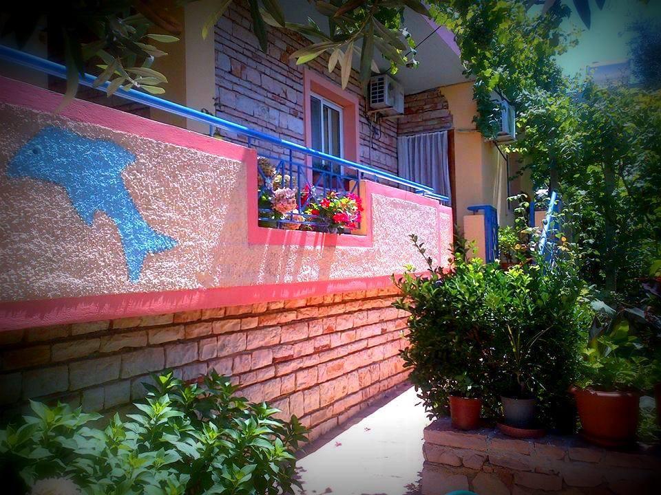 Vita Apartment - Spacious Garden And Balcony 5 Min To Beach & Center Ksamil Esterno foto